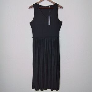 Tahari Solid Black‎ Elastic Waist V-Neck Sleeveless Pleated Maxi Dress Size M